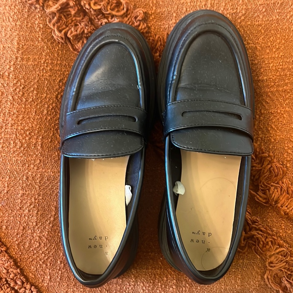 a new day black loafers 👞